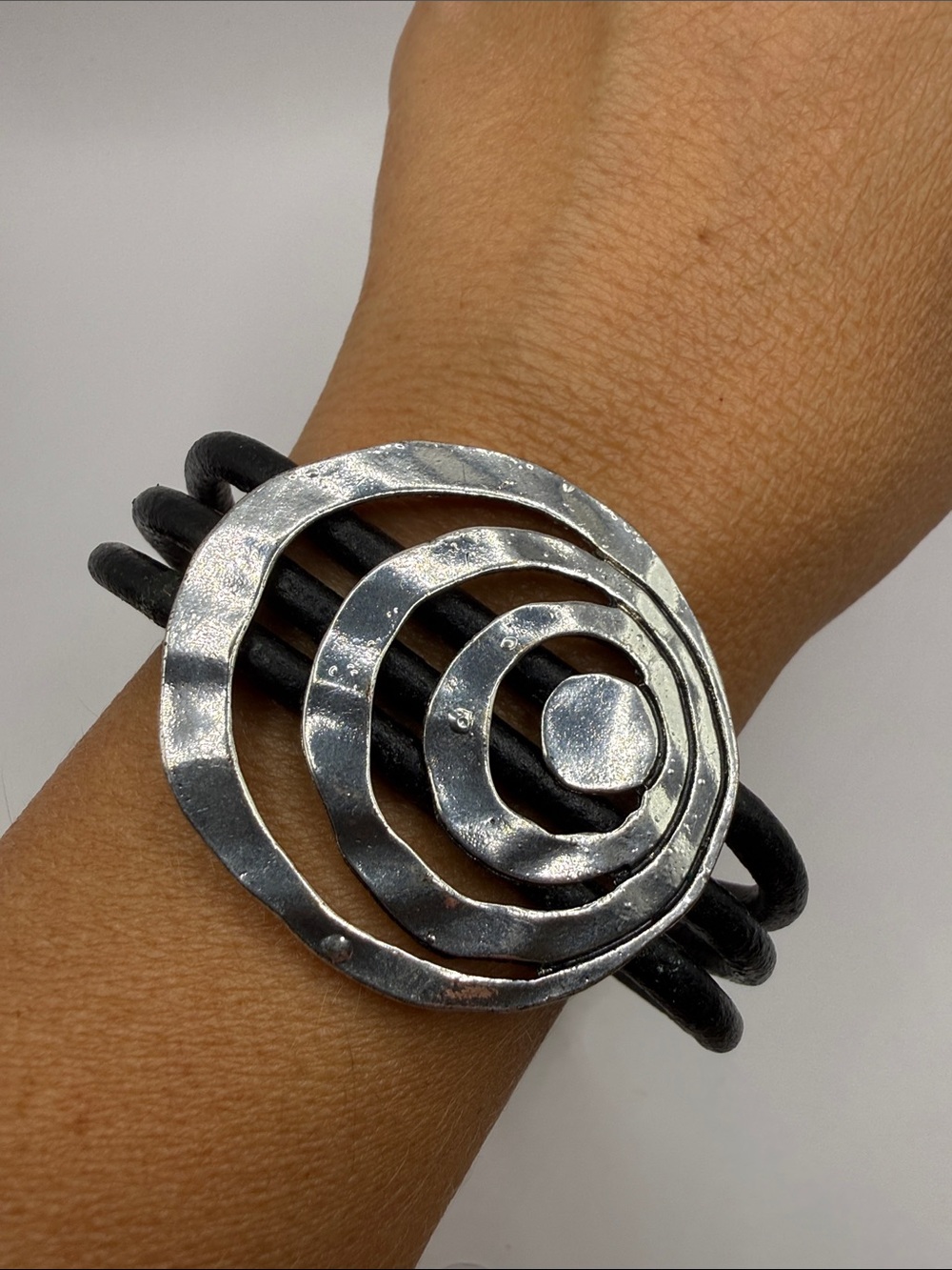 Vintage Black Leather Silver Tone Large Cuff Bangle Statement Bracelet